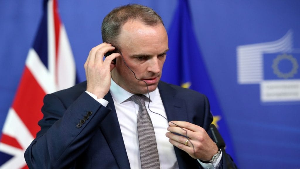 لندن تقترح على مجموعة السبع إنشاء آلية لمكافحة التضليل الإعلامي