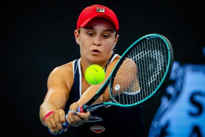 ببطولة أديلايد لكرة المضرب .. الاسترالية بارتي تعبر الى دور الثمانية