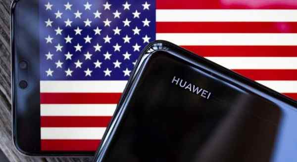 الولايات المتحدة تحظر بيع واستيراد معدات “هواوي” و”زد تي إي”