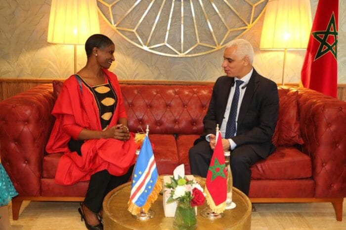 الوزير ٱيت الطالب يعقد لقاءات ثنائية مكثفة مع نظرائه الأفارقة بمراكش