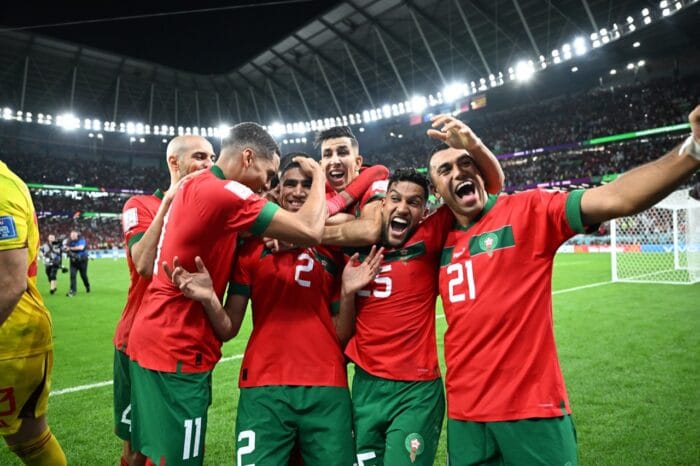 قطر 2022.. رئيس مفوضية الاتحاد الإفريقي مهنئا الملك: “كل إفريقيا فخورة” ببلوغ أسود الأطلس ربع نهائي المونديال