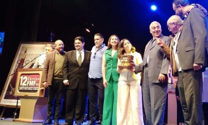 “كوكو البنات” و “كاينة ظروف” يحصدان الجائزة الكبرى بمهرجان مكناس