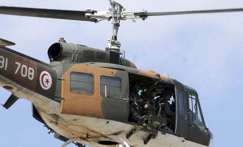 تونس تعلن فقدان الاتصال بطائرة هليكوبتر عسكرية