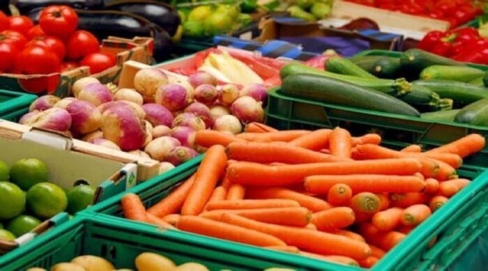 الجزر تجاوز 10 دراهم والدجاج 20 درهما.. ارتفاع أسعار الخضر والدواجن يقلق المغاربة