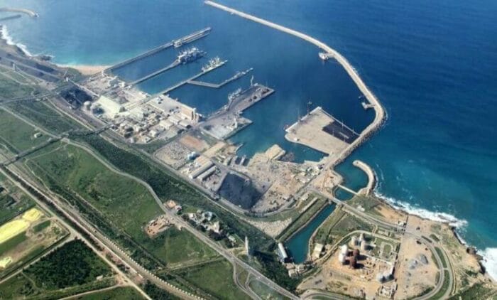 جهاز لقياس المد والجزر للمساعدة في الكشف عن التسونامي في ميناء الجرف الأصفر