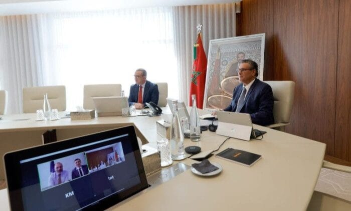 أخنوش يجري محادثات مع زعيم حزب الشعب الأوروبي (PPE)