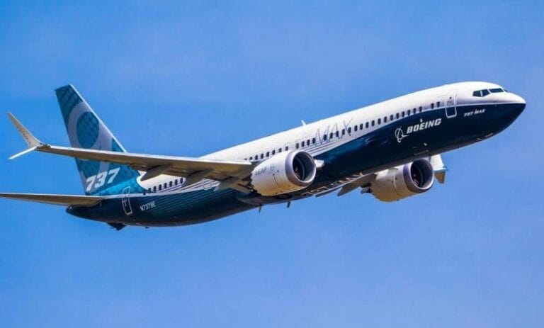 بعد حادث “ألاسكا”..”يونايتد إيرلاينز” توقف تحليق جميع طائرات “بوينغ 737 ماكس 9”