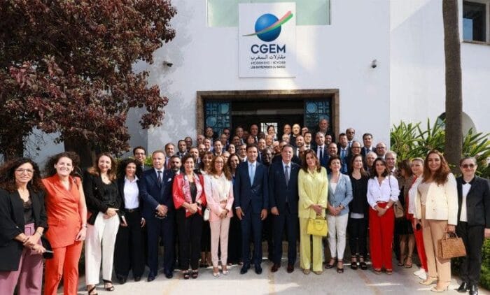 مؤسسة بنكية و شركة عقارية تتحصلان على علامة المسؤولية الاجتماعية من “الباطرونا”