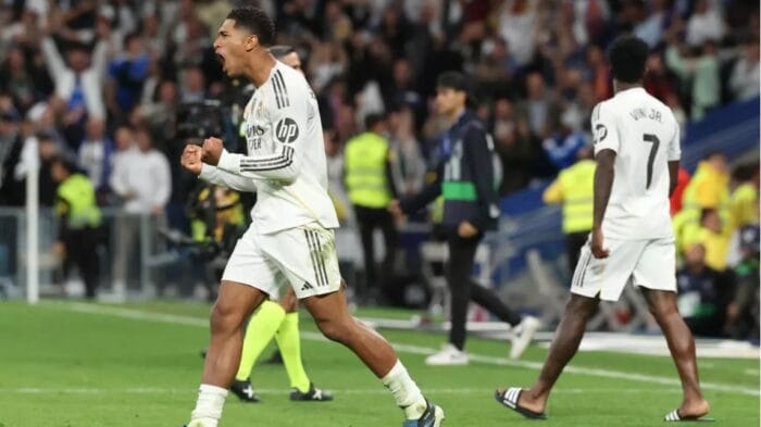 بطولة إسبانيا: ألونسو يُشيد ببيلينغهام ويرفض التعليق على احتجاج فينيسيوس أشاد شابي ألونسو، مدرب ريال مدريد، متصدر الدوري الإسباني لكرة القدم، بلاعبه الإنكليزي جود بيلينغهام