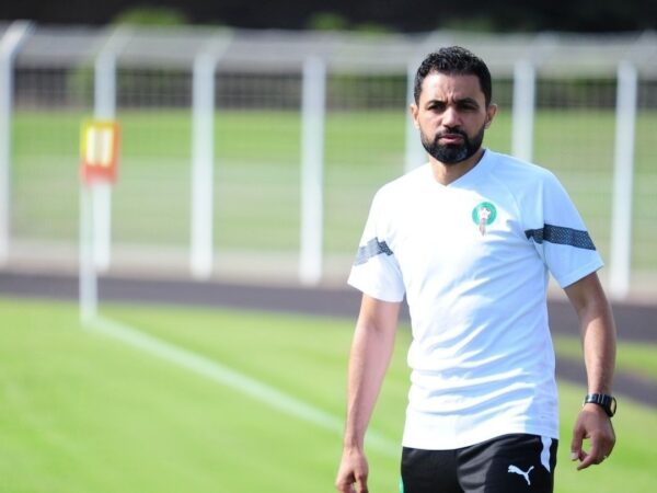 جمال أيت بن يدر يقود المنتخب الأولمبي مؤقتا خلفا لطارق السكتيوي