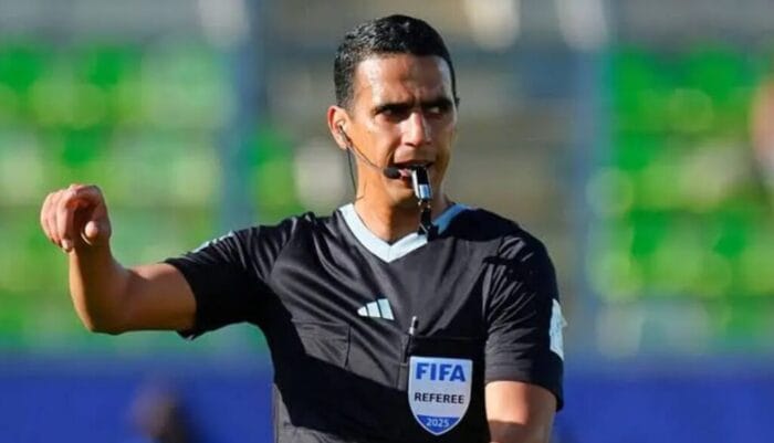 حكام مغاربة في القائمة النهائية لمونديال 2026